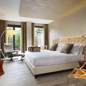 Milan Suite Hotel Отель